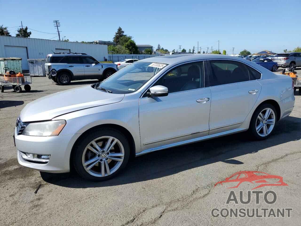 VOLKSWAGEN PASSAT 2013 - 1VWCP7A30DC086423
