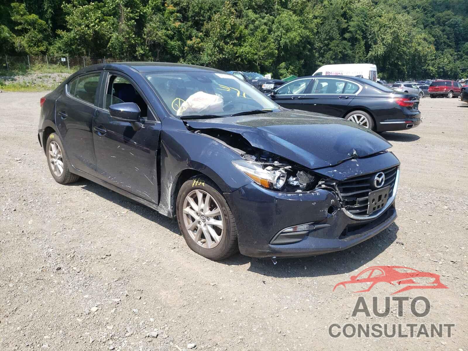 MAZDA 3 2018 - 3MZBN1U72JM171190