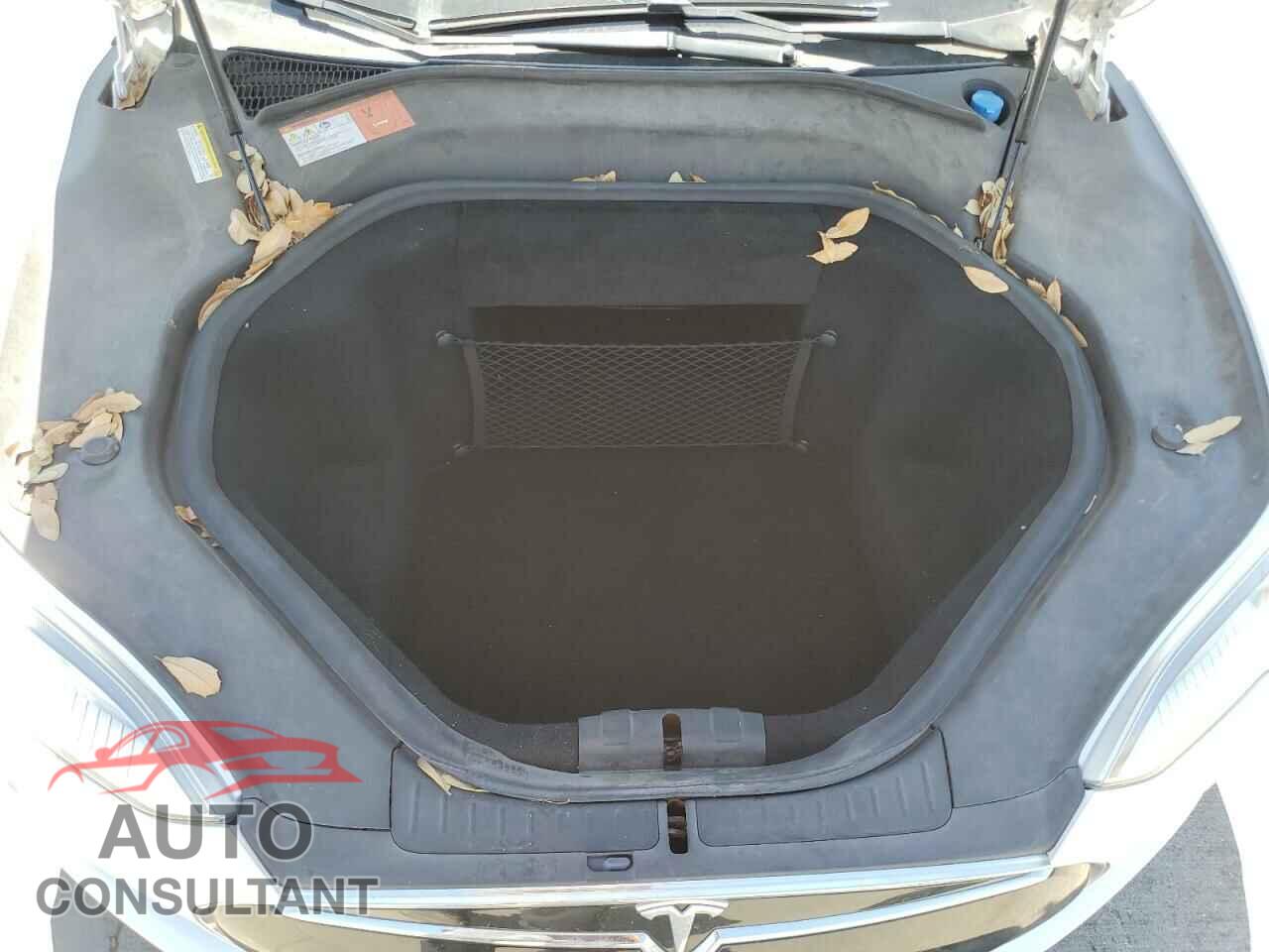 TESLA MODEL S 2016 - 5YJSA1E11GF136081