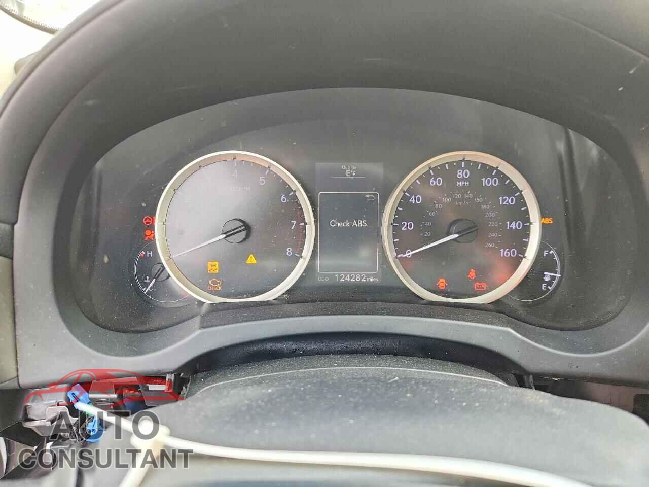 LEXUS IS 2014 - JTHBF1D21E5013048