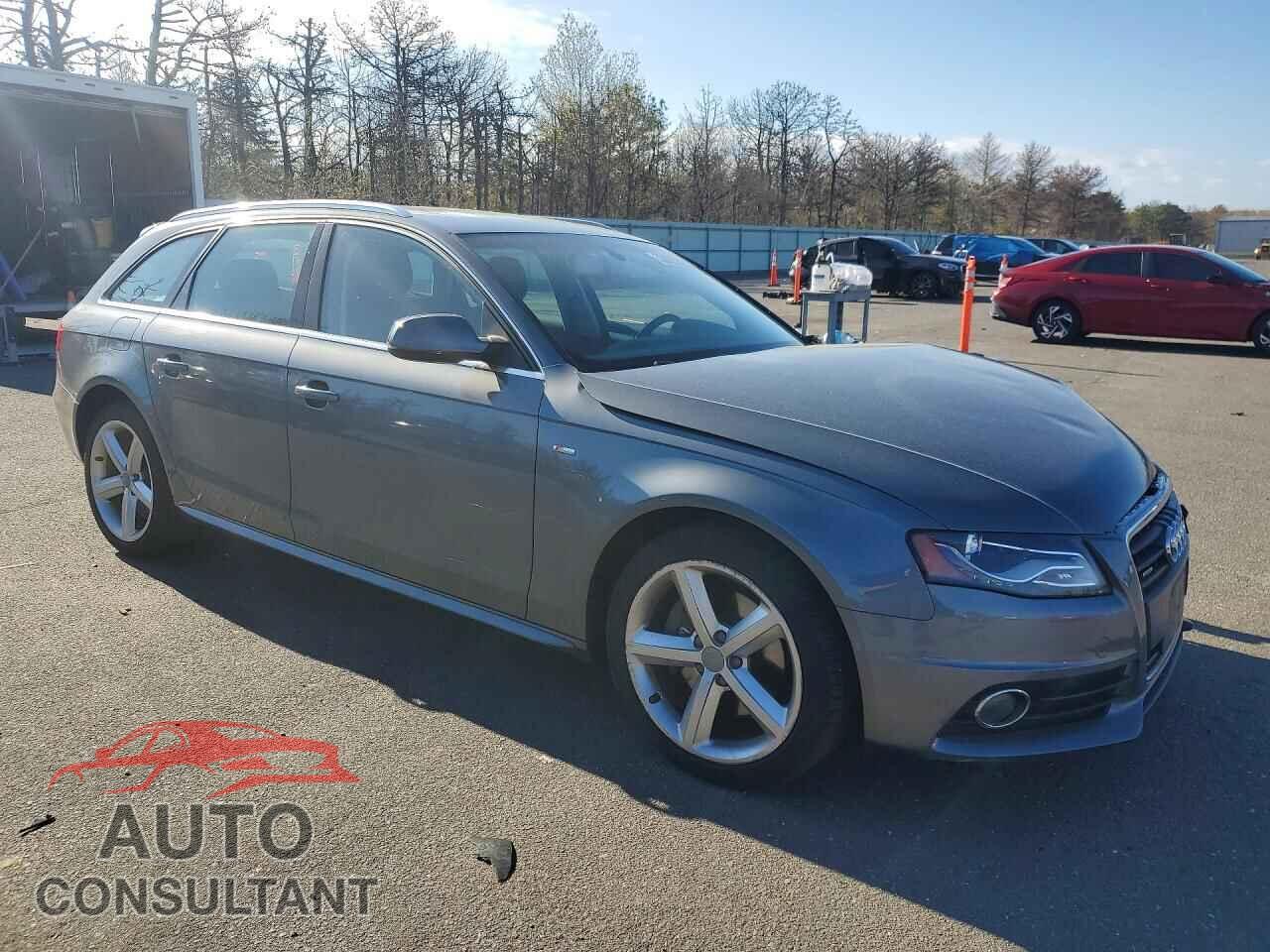 AUDI A4 2012 - WAUWFAFL8CA070907