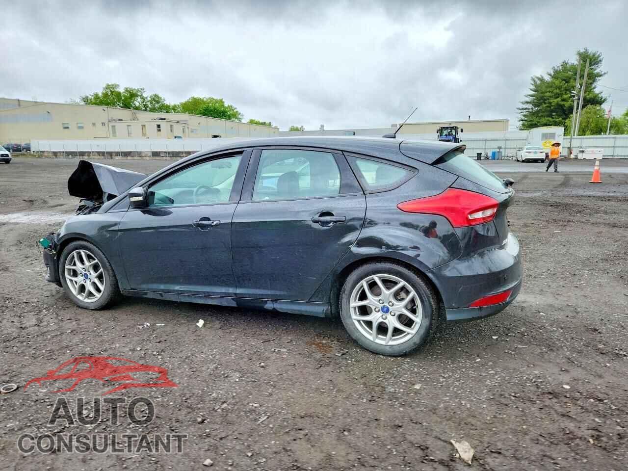 FORD FOCUS 2015 - 1FADP3K28FL338191