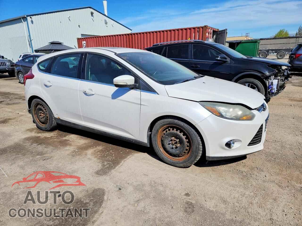 FORD FOCUS 2014 - 1FADP3N28EL284823