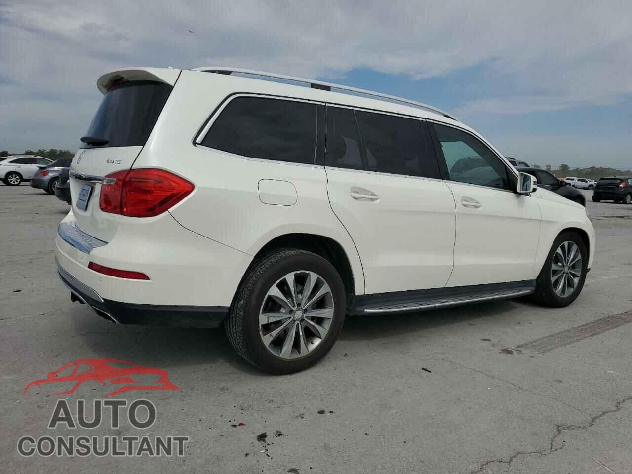 MERCEDES-BENZ GL-CLASS 2015 - 4JGDF6EE2FA562567