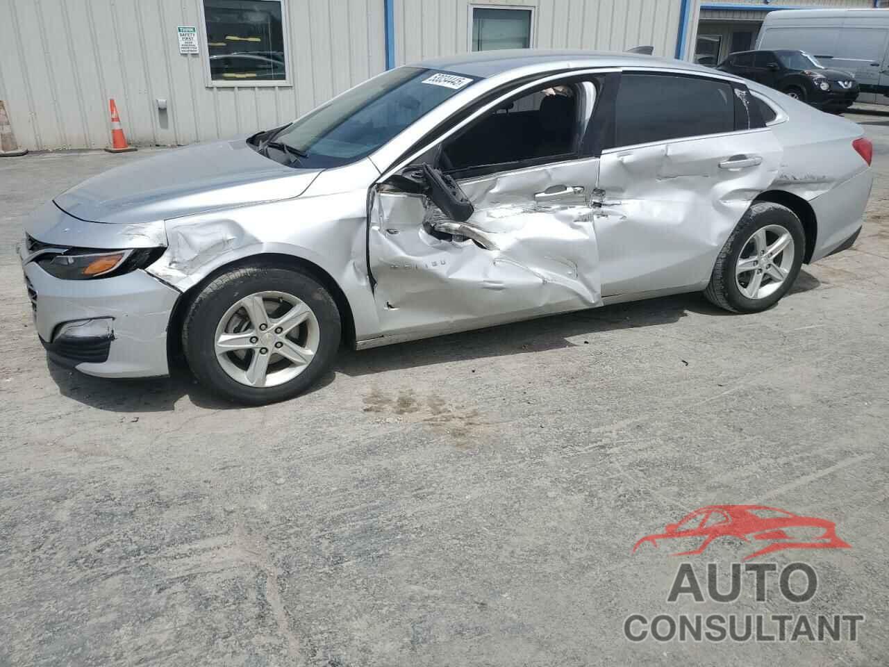 CHEVROLET MALIBU 2019 - 1G1ZB5ST1KF226319