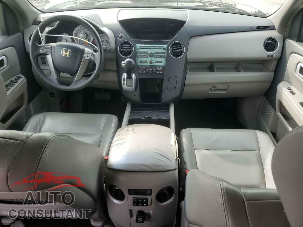 HONDA PILOT 2009 - 5FNYF48489B026876