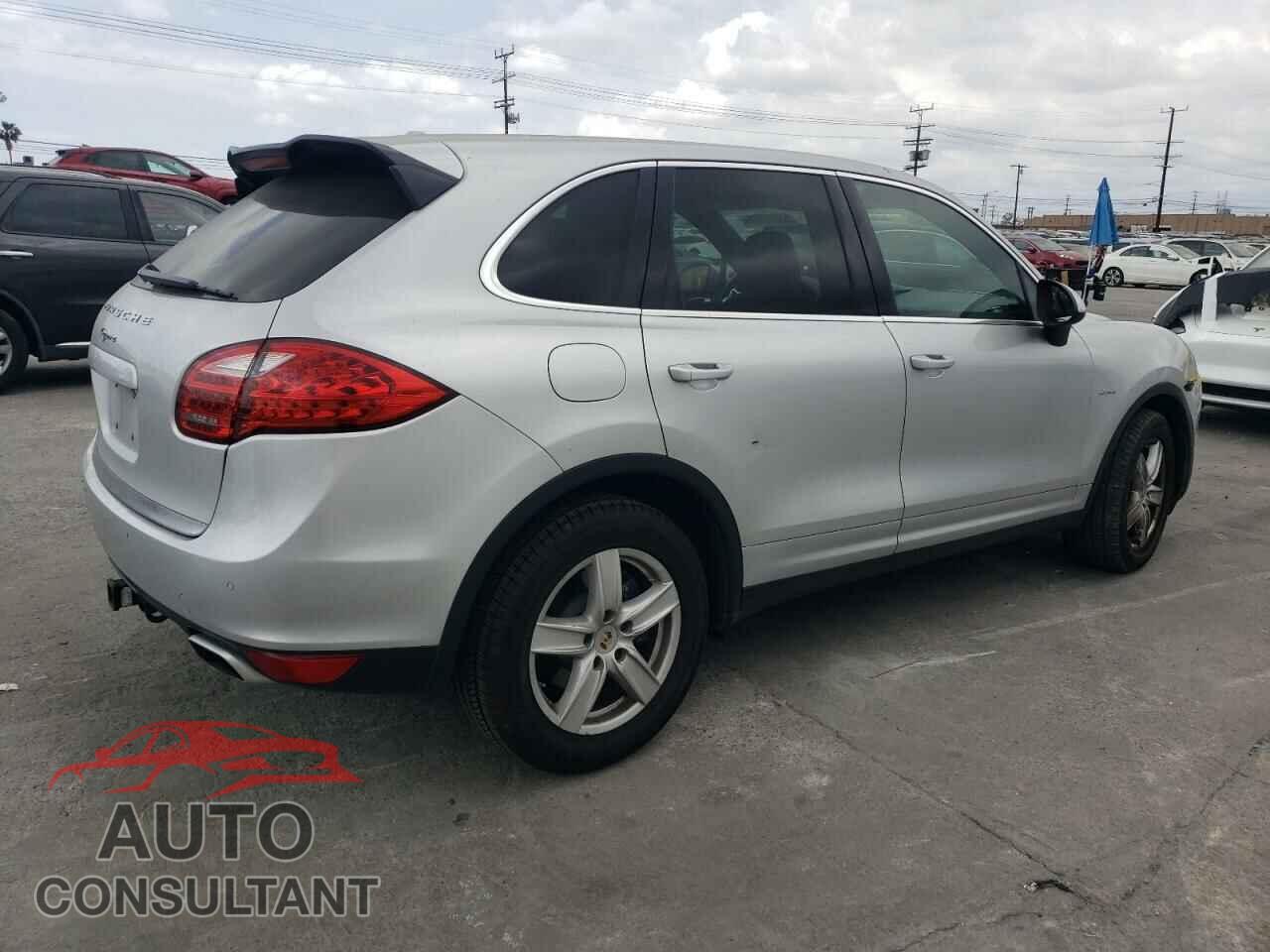 PORSCHE CAYENNE 2013 - WP1AF2A2XDLA26056