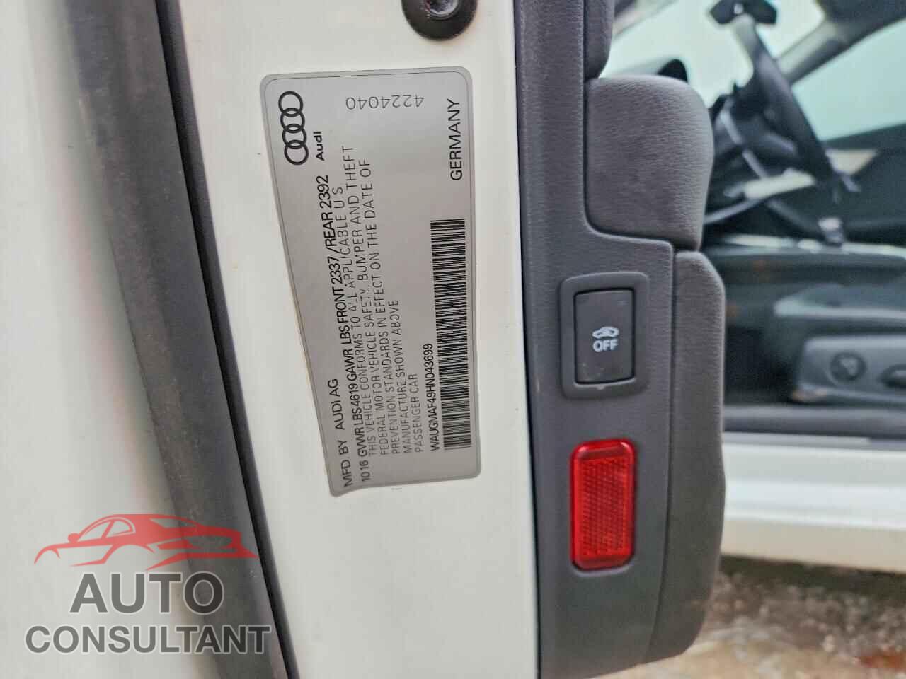 AUDI A4 2017 - WAUGMAF49HN043699