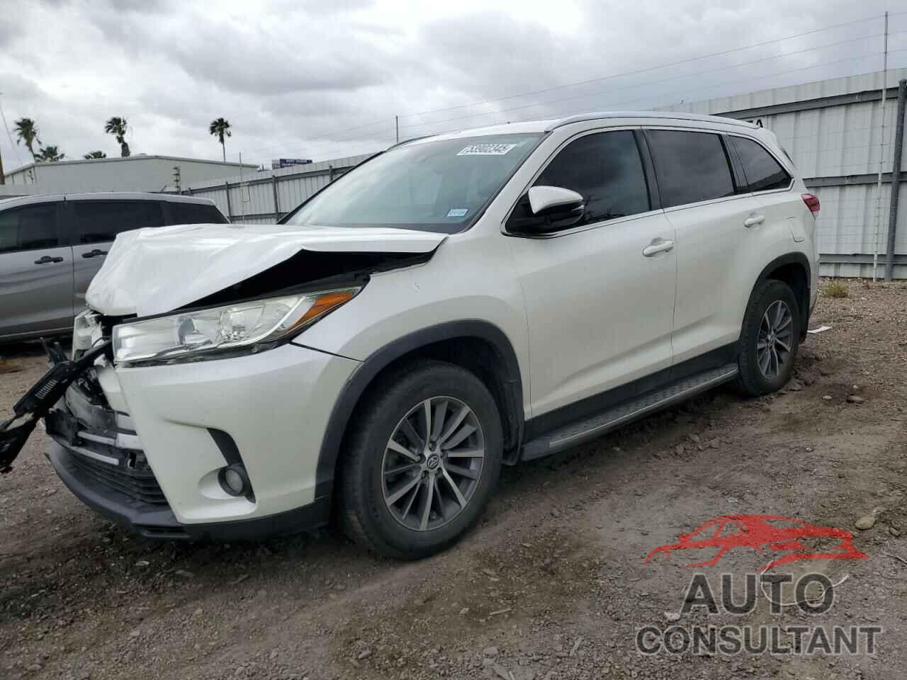 TOYOTA HIGHLANDER 2019 - 5TDKZRFHXKS311614