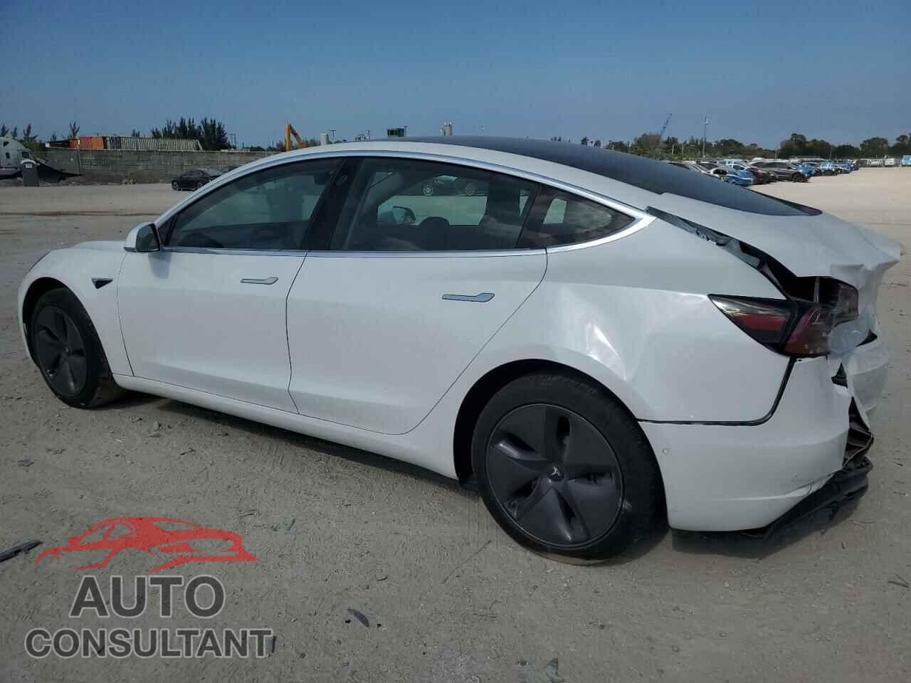 TESLA MODEL 3 2020 - 5YJ3E1EA5LF614831