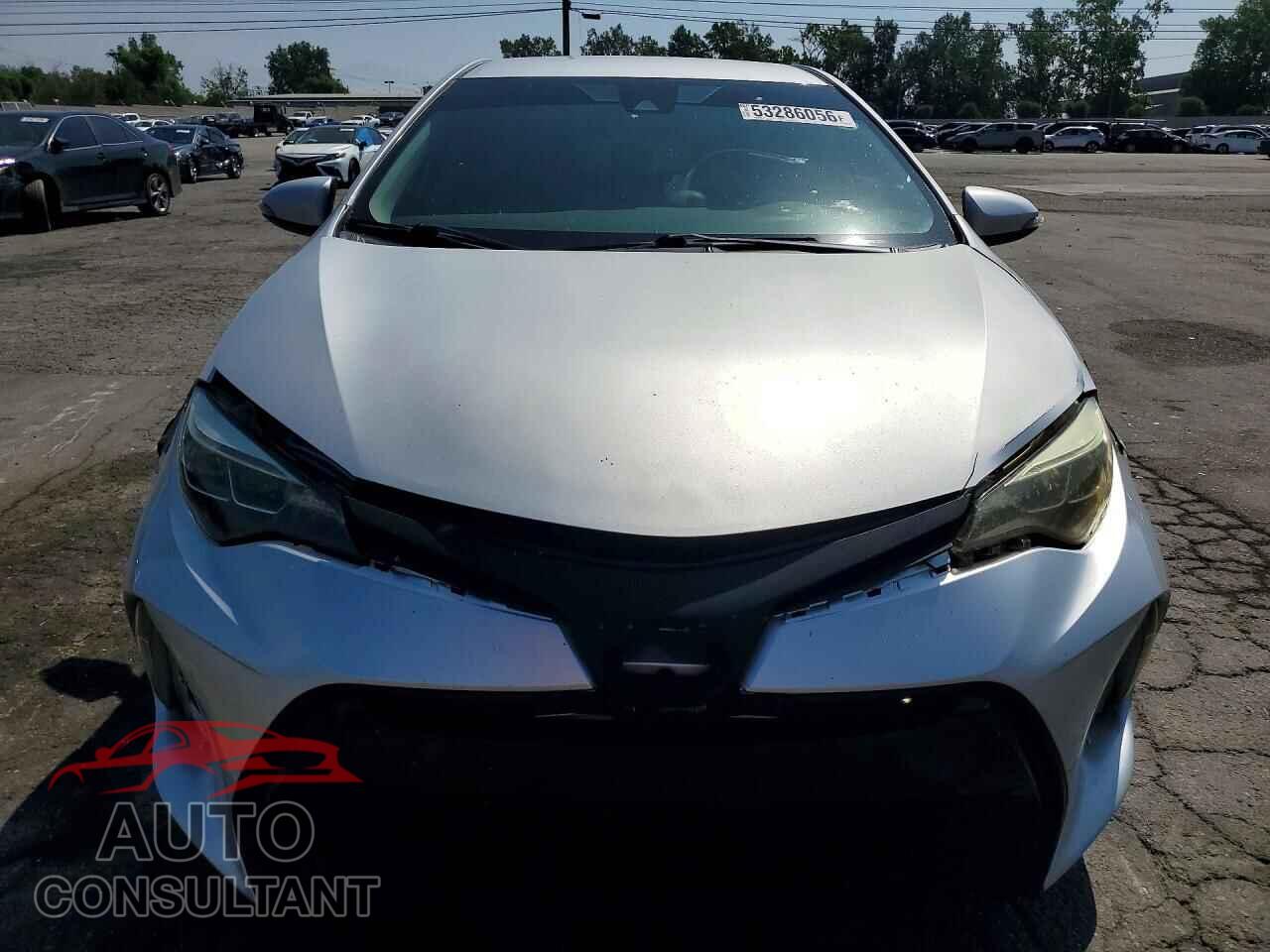TOYOTA COROLLA 2018 - 5YFBURHE2JP806740