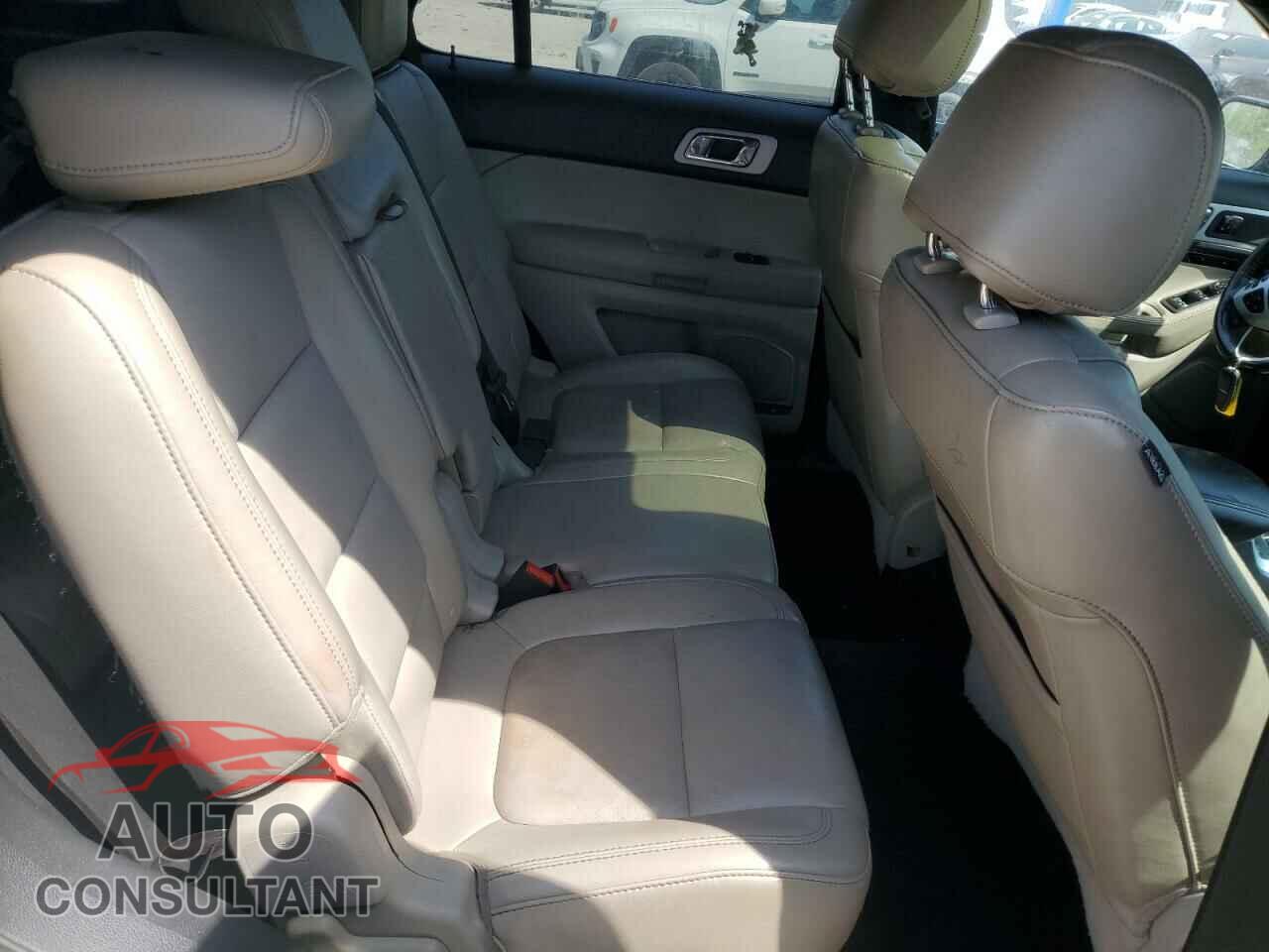 FORD EXPLORER 2011 - 1FMHK8F88BGA67945