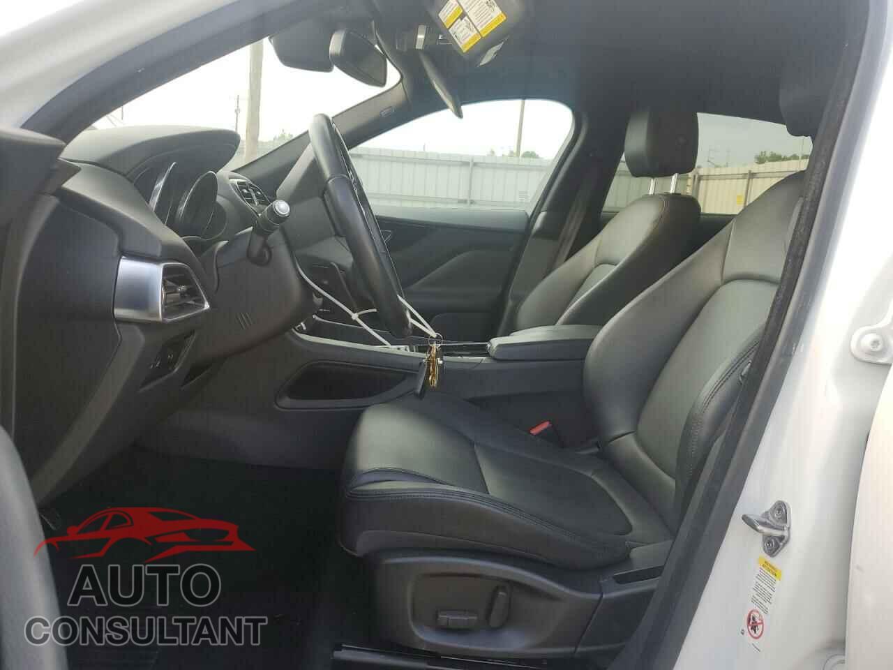 JAGUAR F-PACE 2018 - SADCJ2FX3JA276263