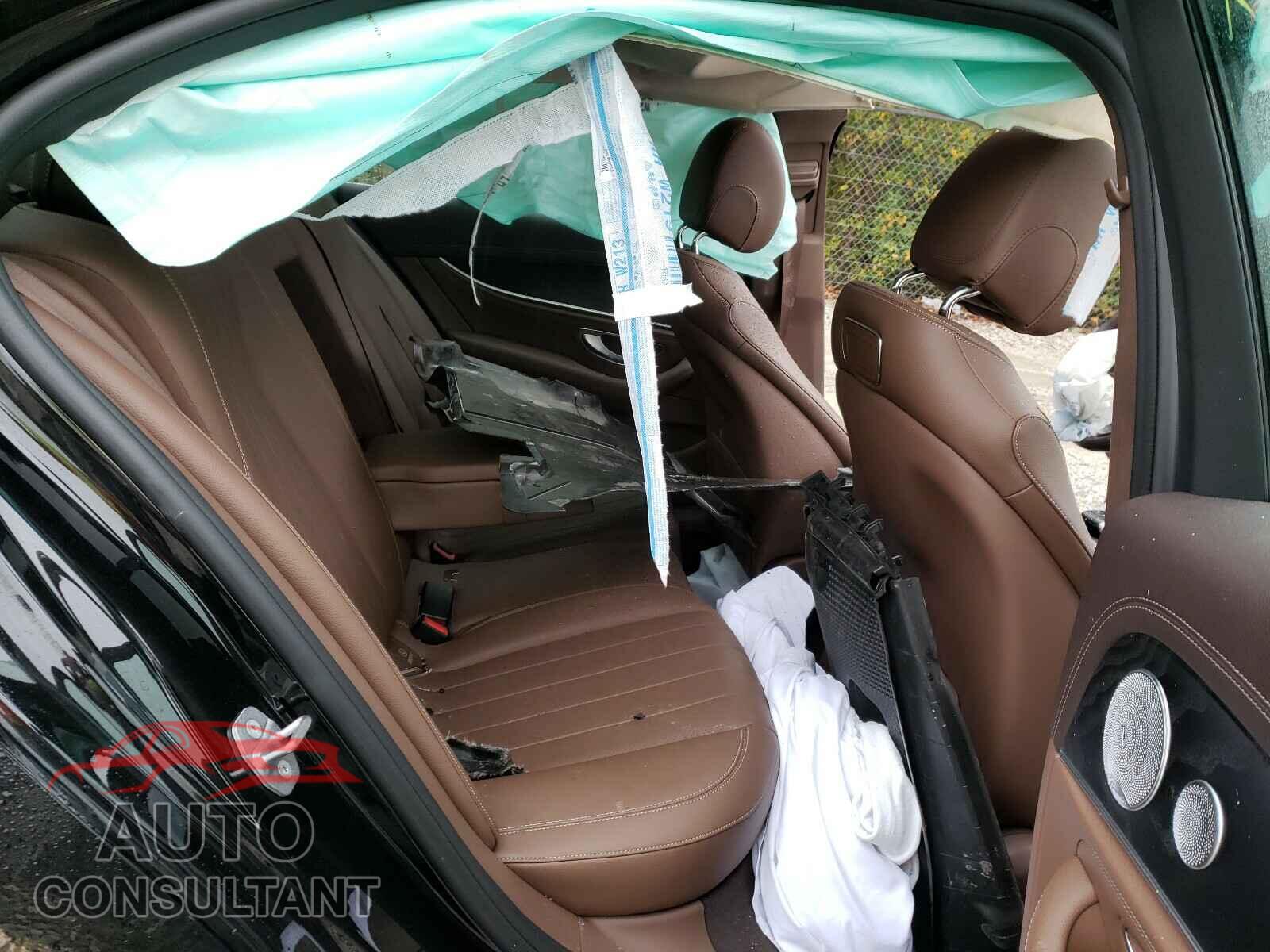 MERCEDES-BENZ E CLASS 2018 - WDDZF4KB7JA359150
