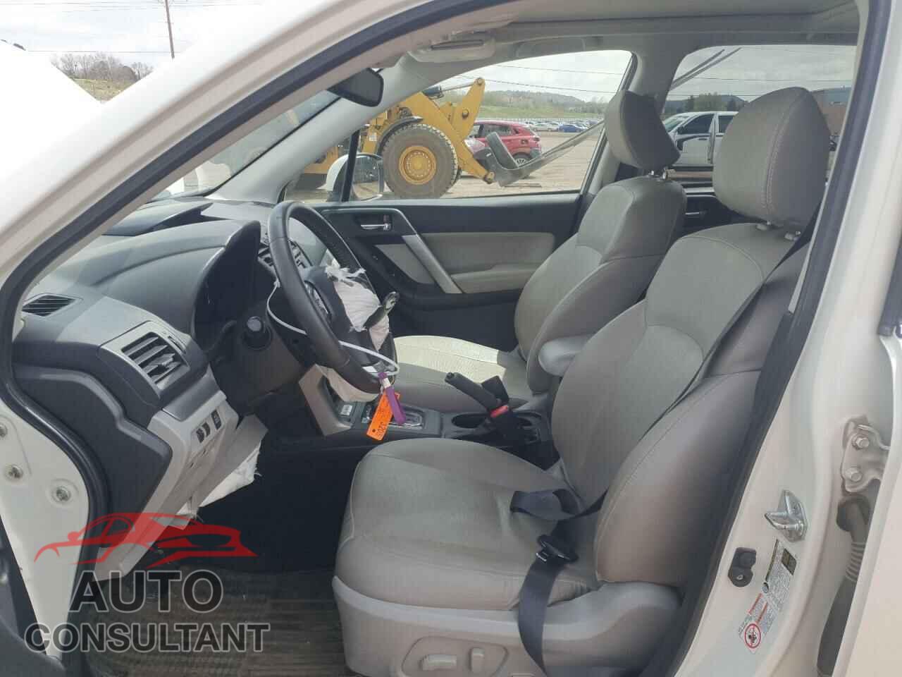 SUBARU FORESTER 2015 - JF2SJAWC1FH831404