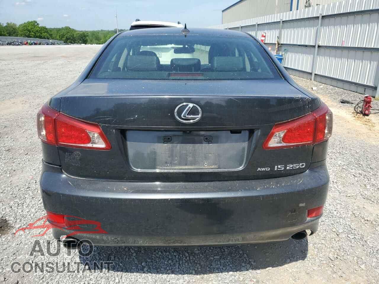 LEXUS IS 2011 - JTHCF5C26B5049892