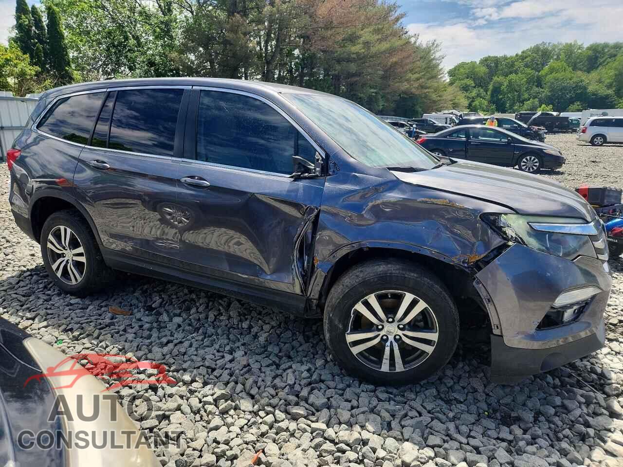 HONDA PILOT 2017 - 5FNYF6H36HB093476