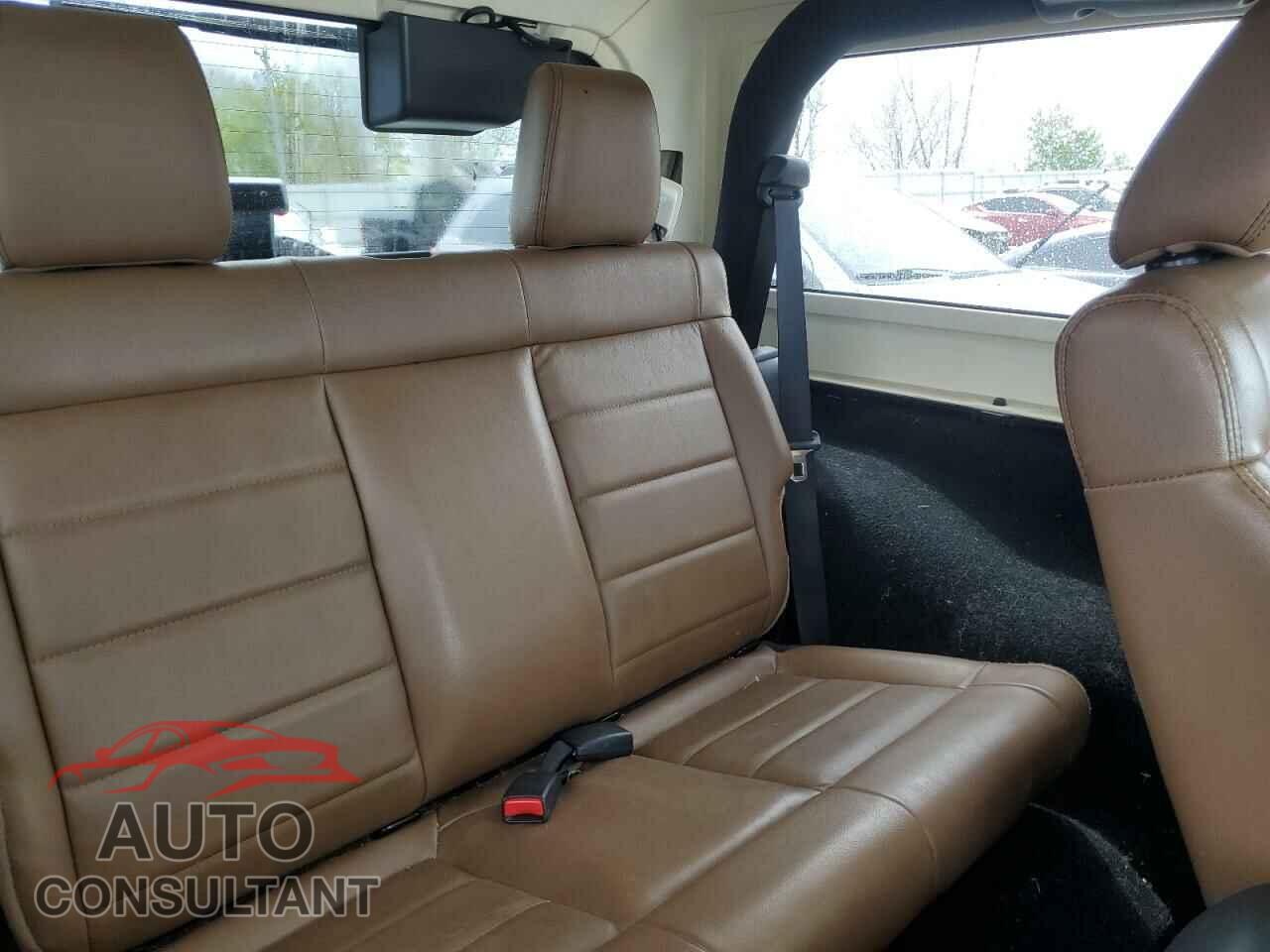 JEEP WRANGLER 2011 - 1J4AA5D19BL543294