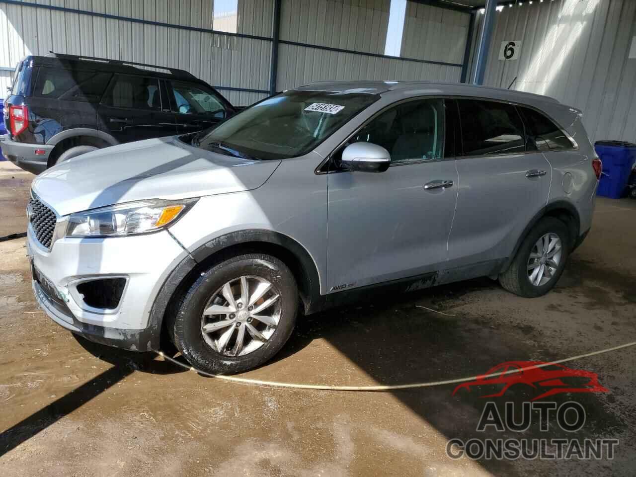 KIA SORENTO 2018 - 5XYPGDA57JG351818