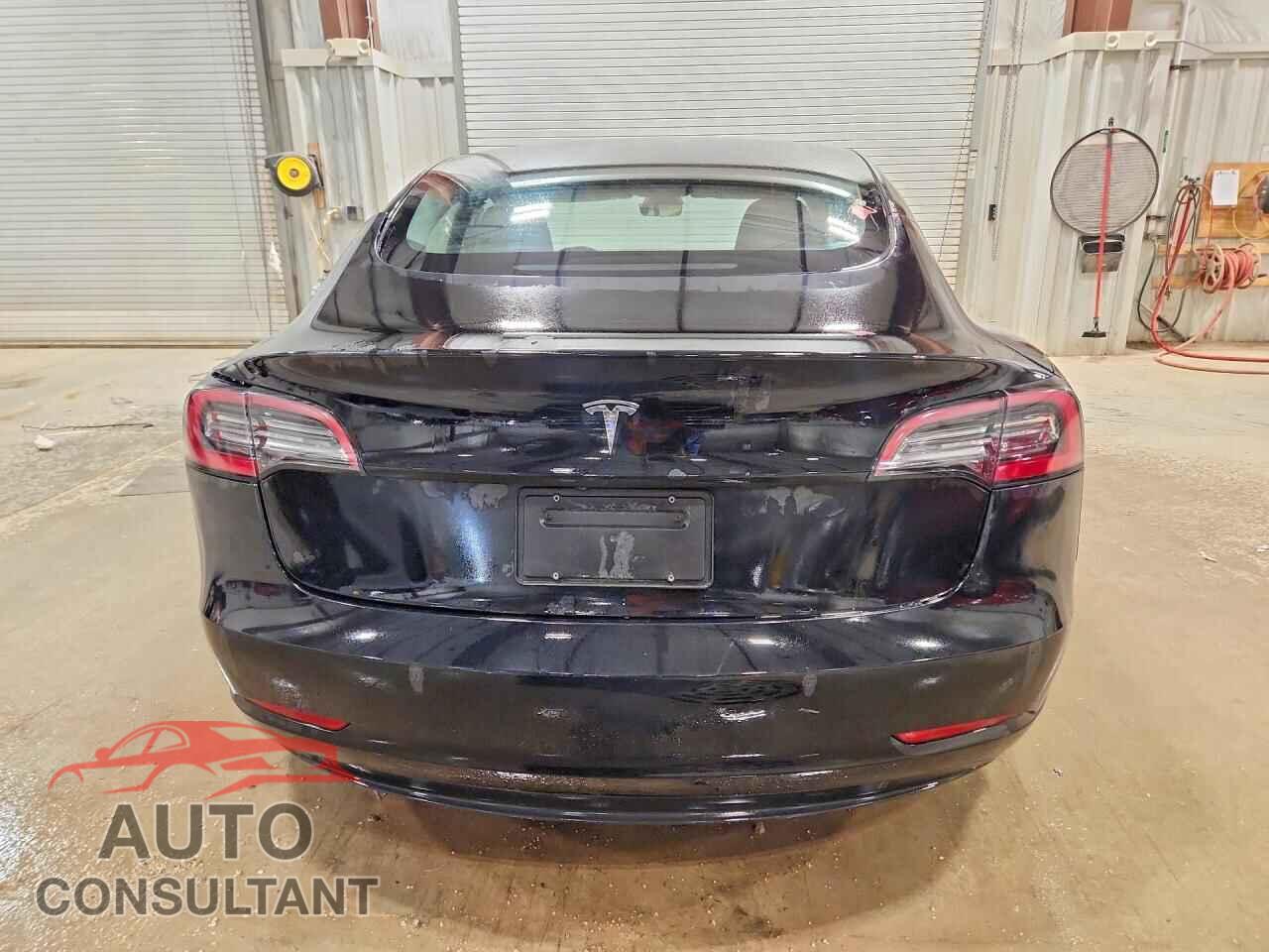 TESLA MODEL 3 2022 - 5YJ3E1EA7NF370540