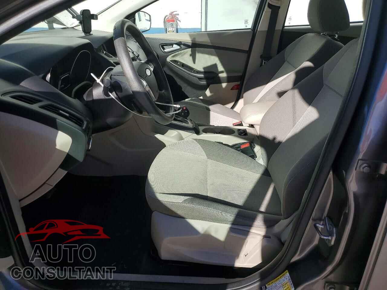 FORD FOCUS 2014 - 1FADP3F26EL453932