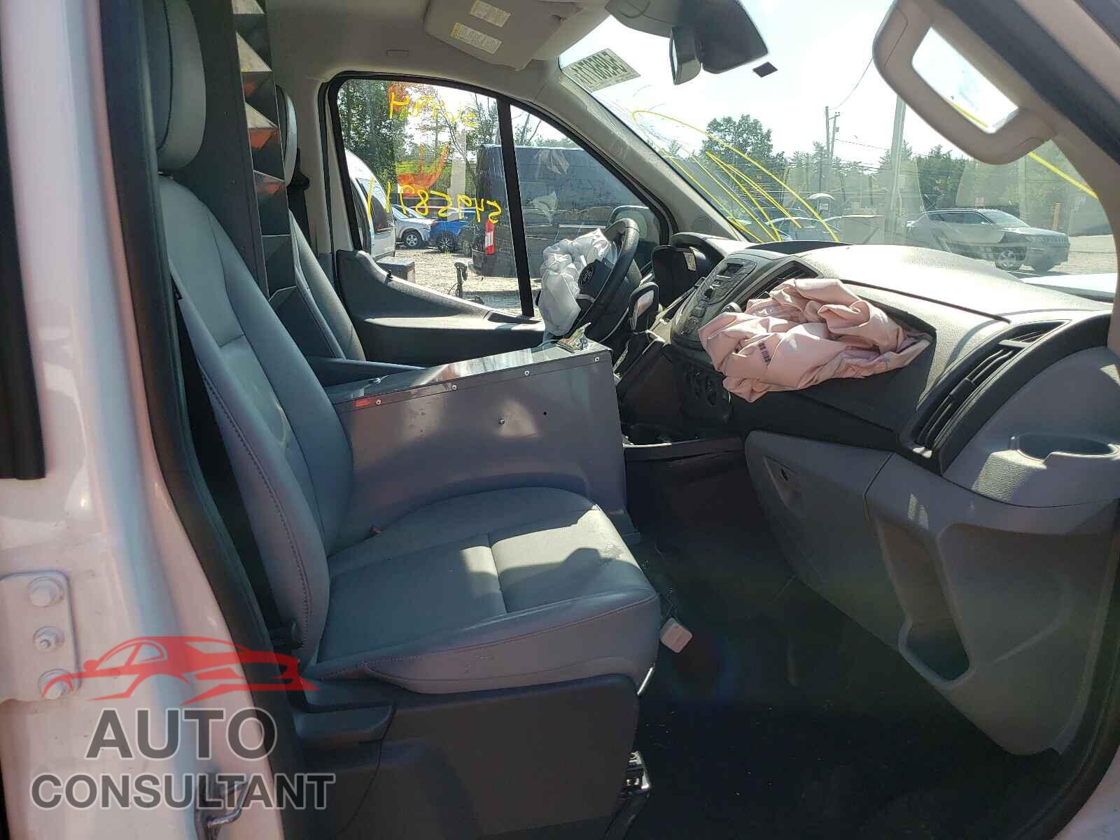 FORD TRANSIT CO 2019 - 1FTYR1ZM9KKA33686