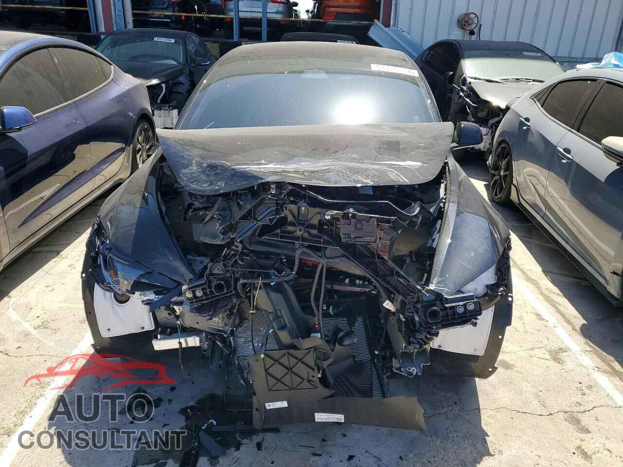 TESLA MODEL 3 2026 - 5YJ3E1EA4TF146445