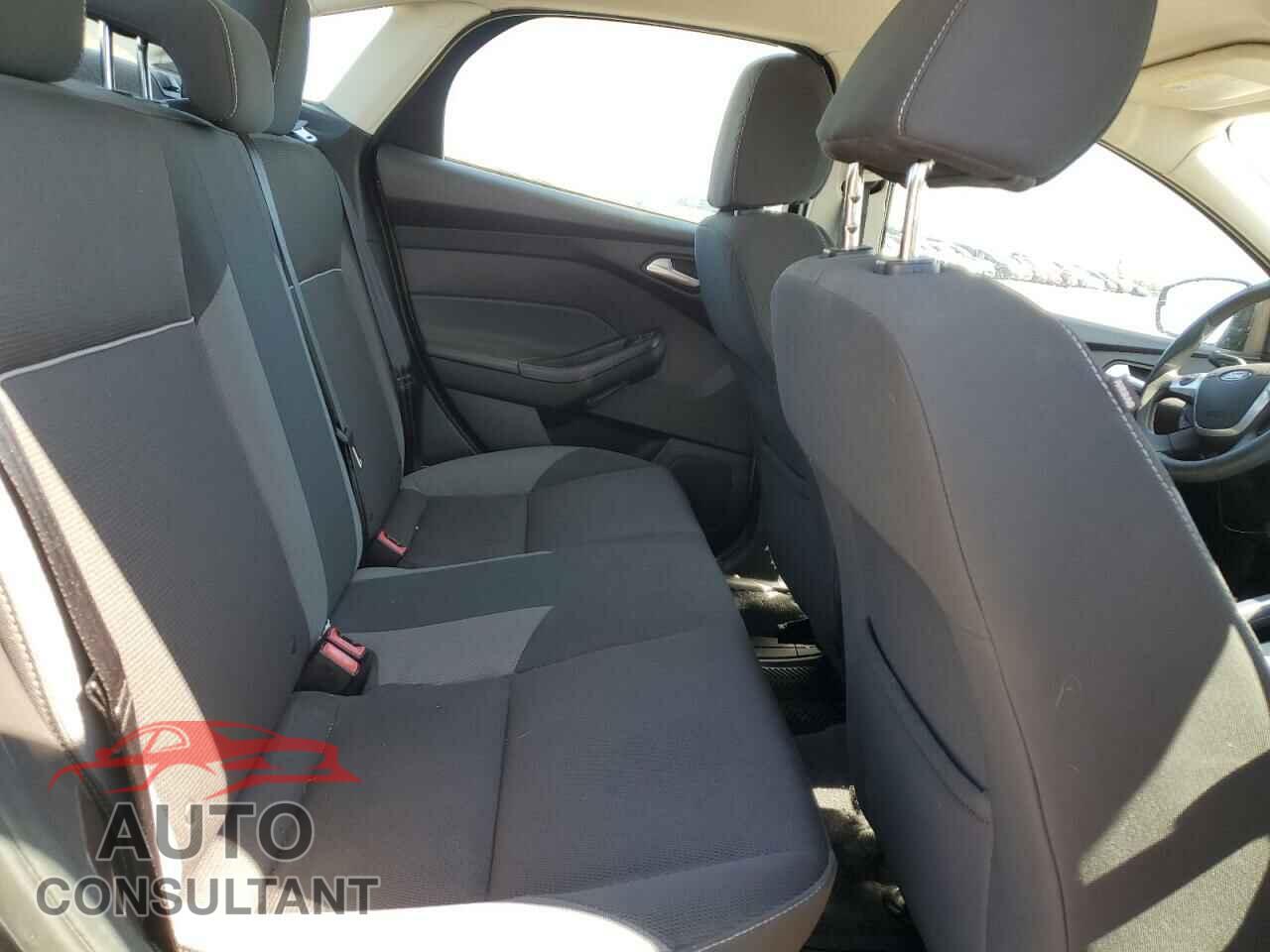 FORD FOCUS 2013 - 1FADP3F29DL140629