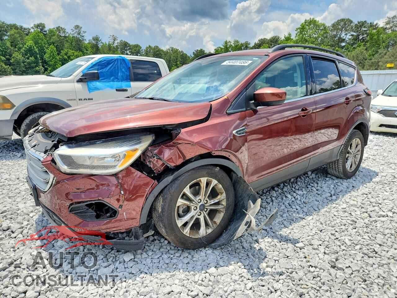 FORD ESCAPE 2018 - 1FMCU0GD5JUB95609