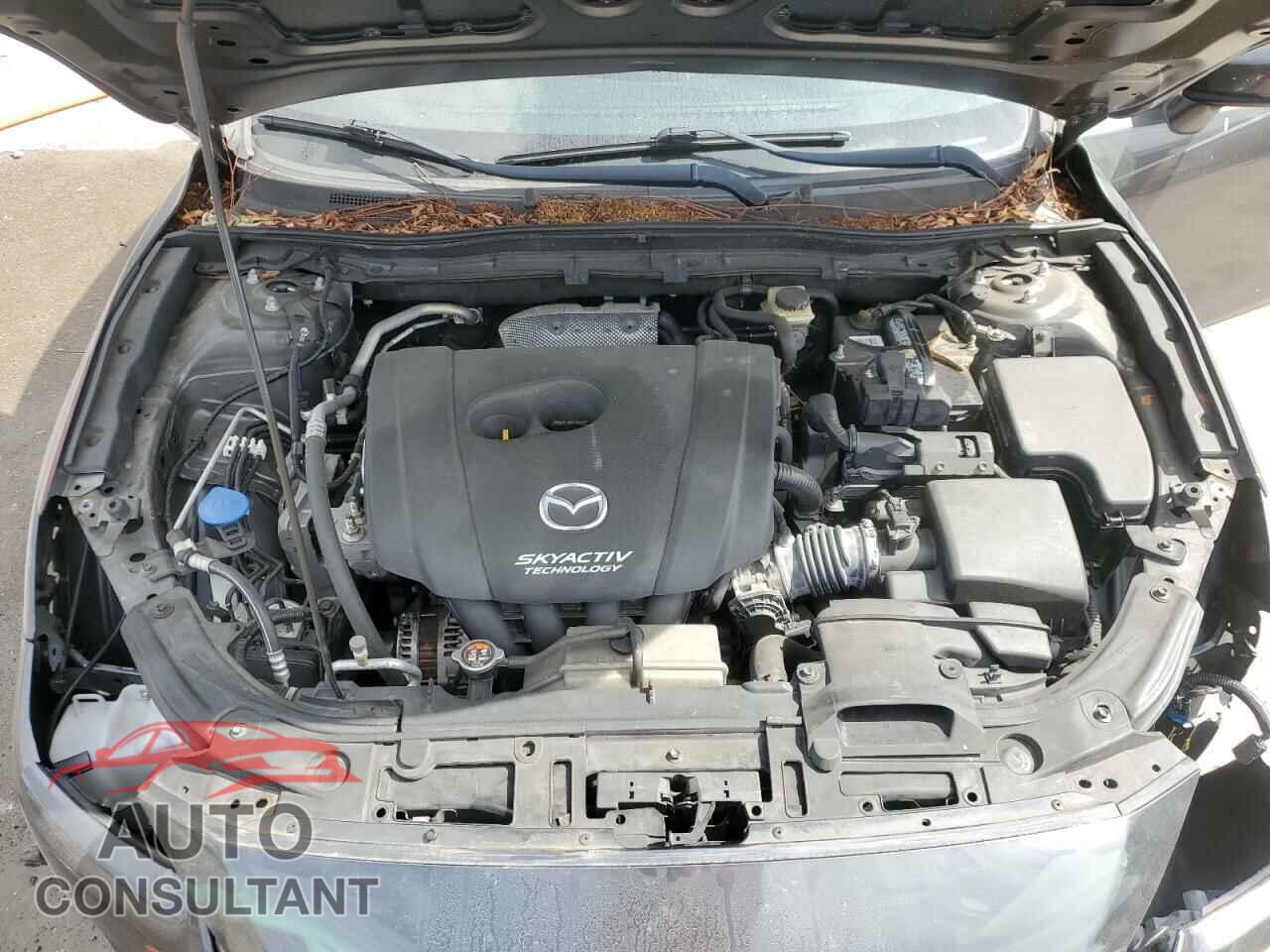 MAZDA 3 2017 - 3MZBN1L75HM118317