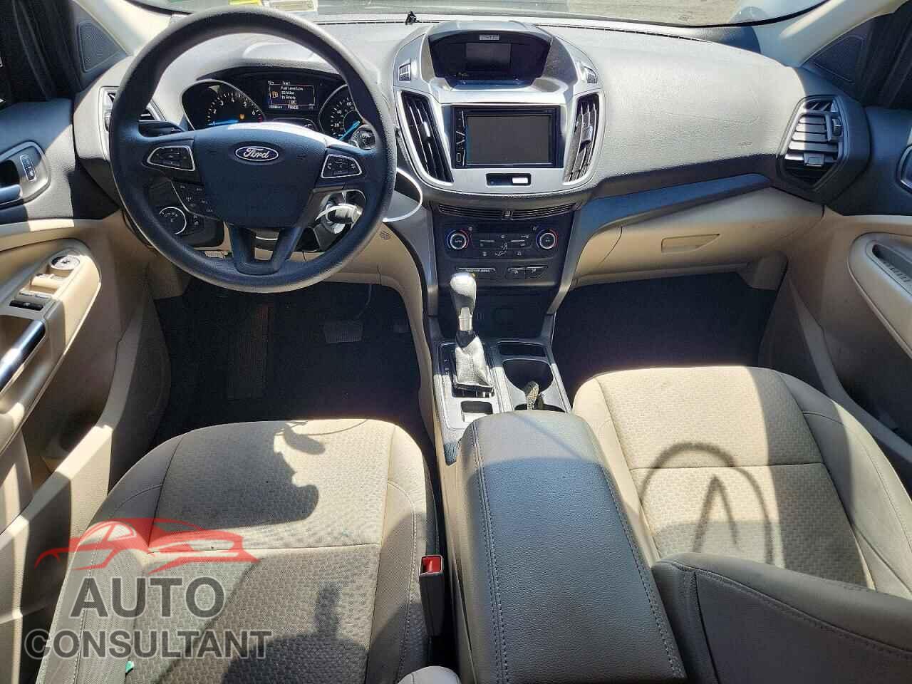 FORD ESCAPE 2017 - 1FMCU9GD3HUB33429