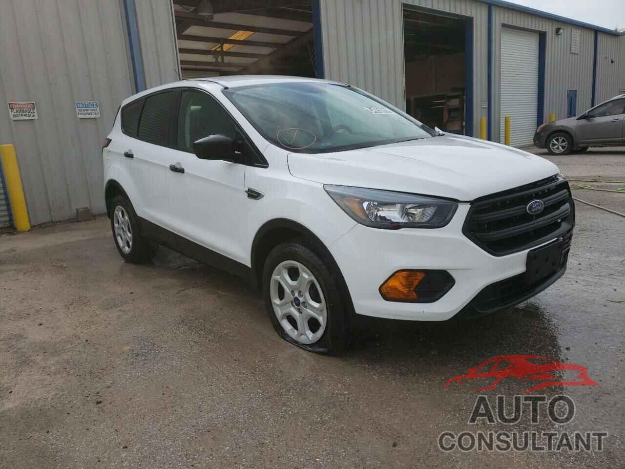 FORD ESCAPE 2018 - 1FMCU0F79JUC62482