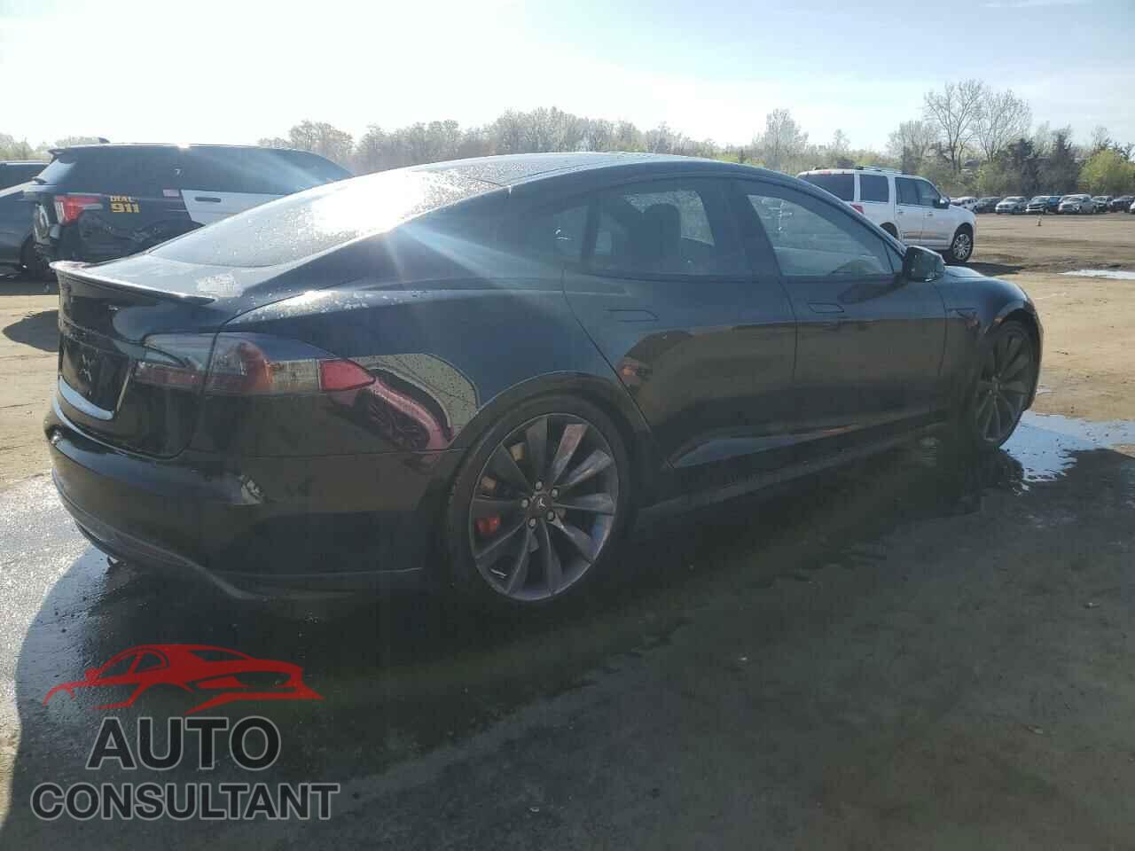TESLA MODEL S 2014 - 5YJSA1H28EFP62891