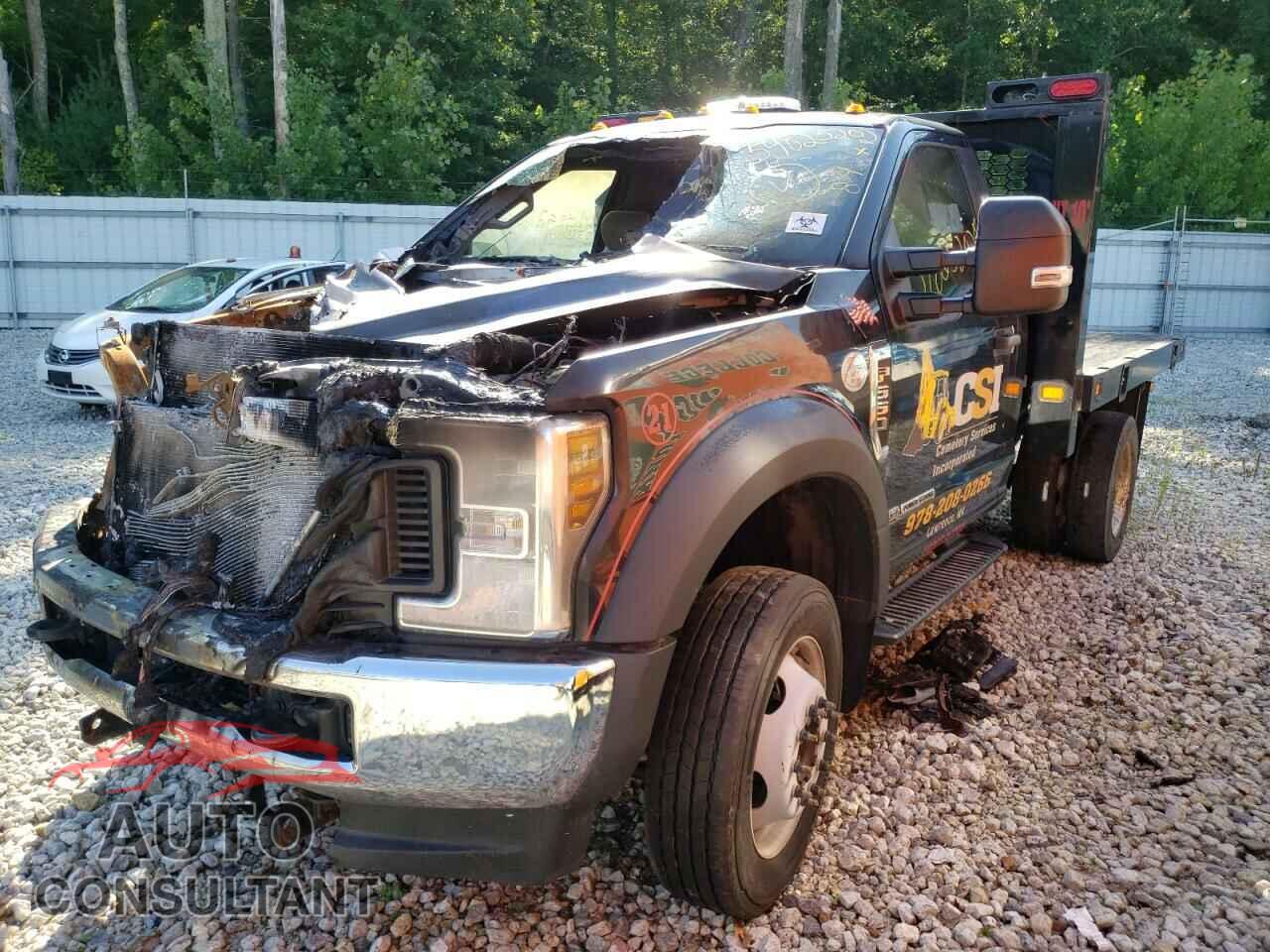 FORD F550 2019 - 1FDUF5HTXKDA17147