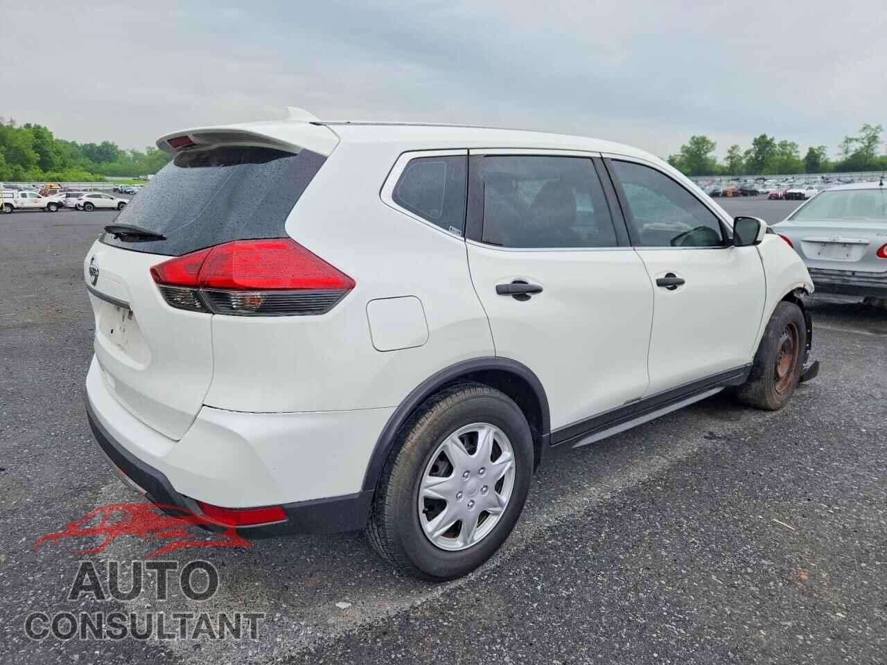 NISSAN ROGUE 2017 - KNMAT2MT3HP534754