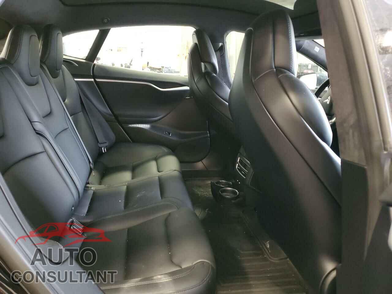 TESLA MODEL S 2018 - 5YJSA1E20JF247589