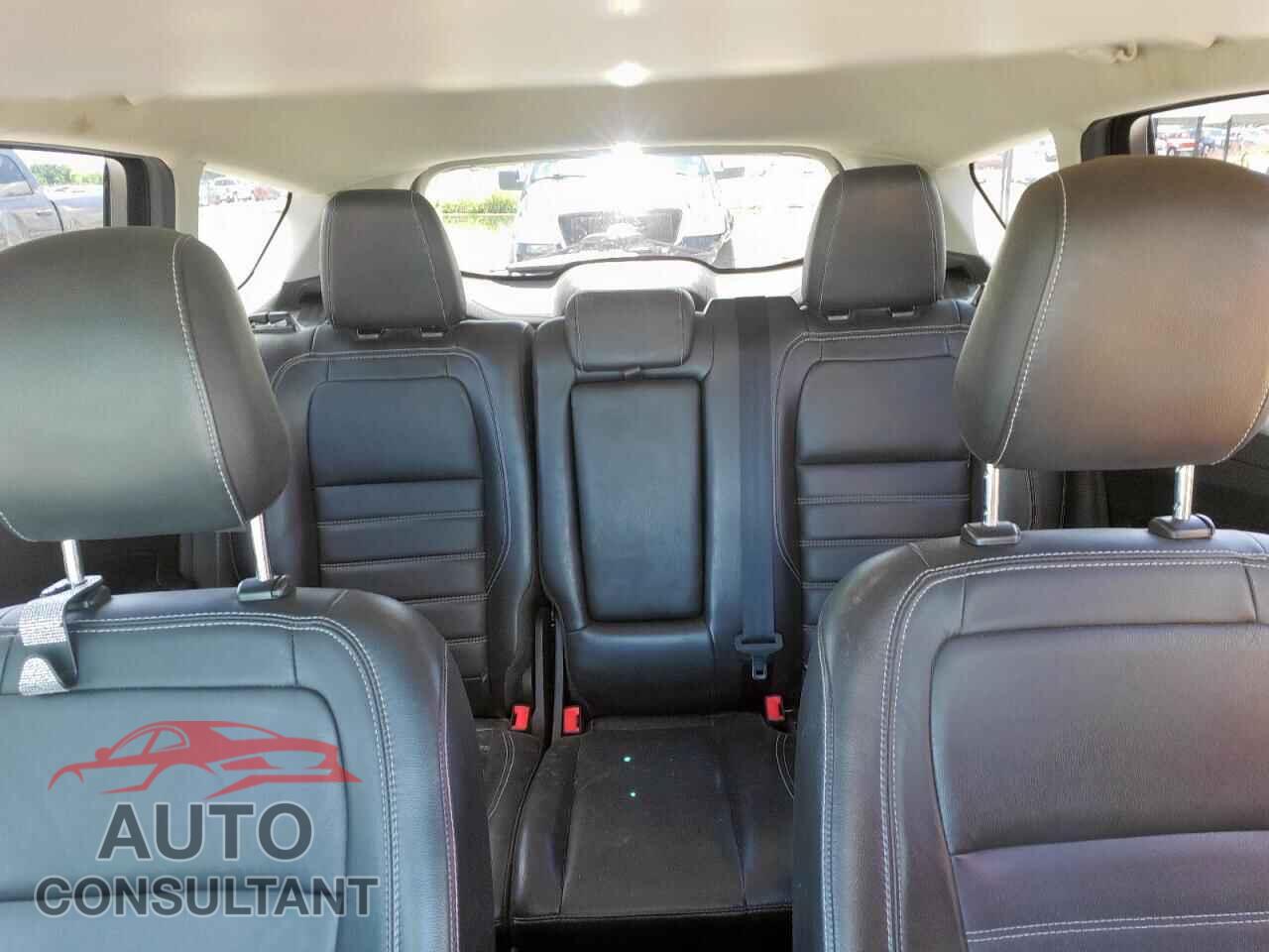 FORD ESCAPE 2019 - 1FMCU0J96KUA70785