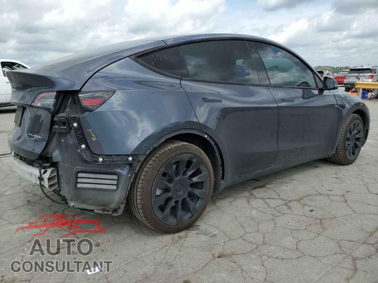 TESLA MODEL Y 2020 - 5YJYGDEE3LF038046