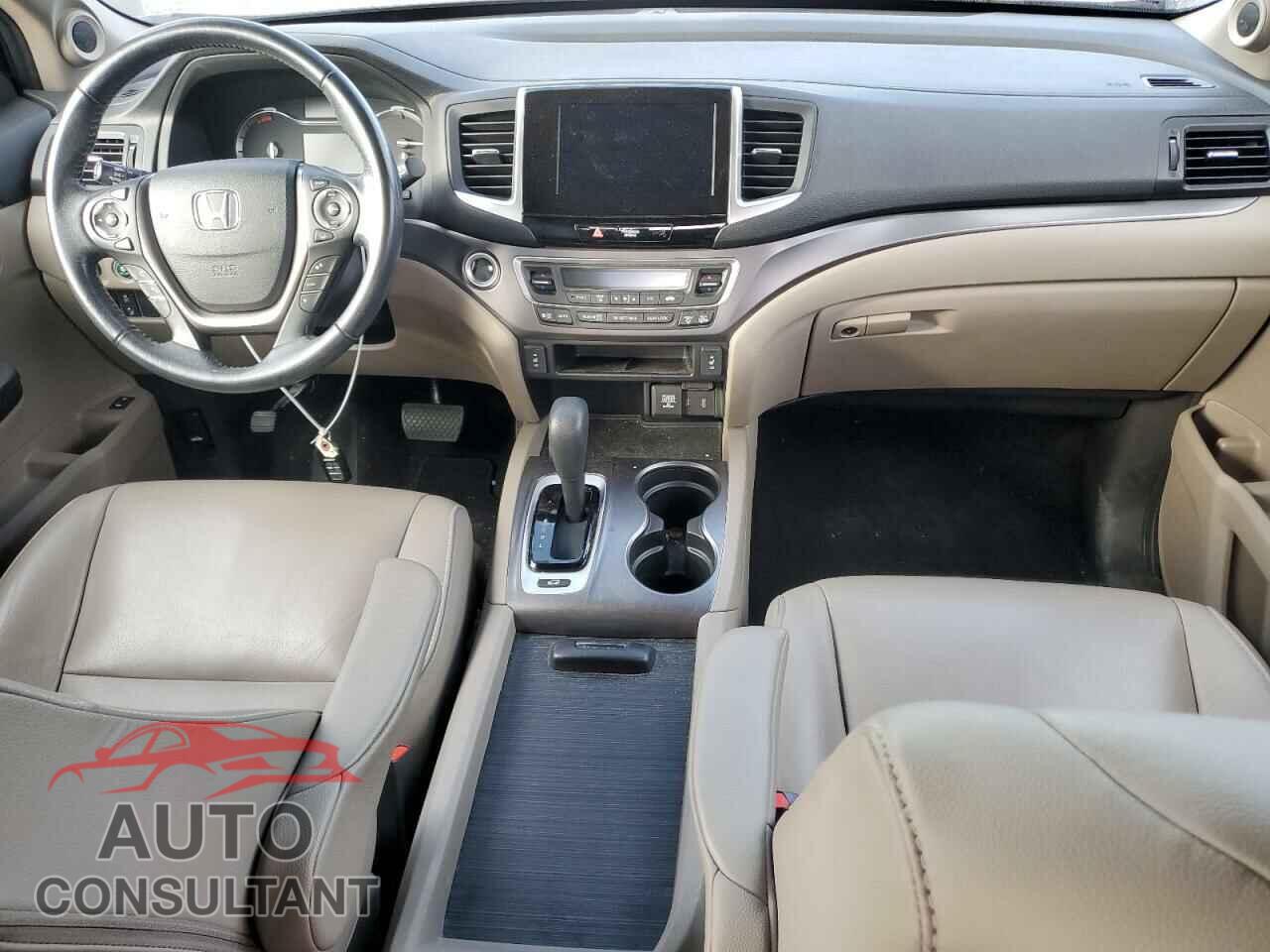 HONDA PILOT 2018 - 5FNYF6H60JB033158