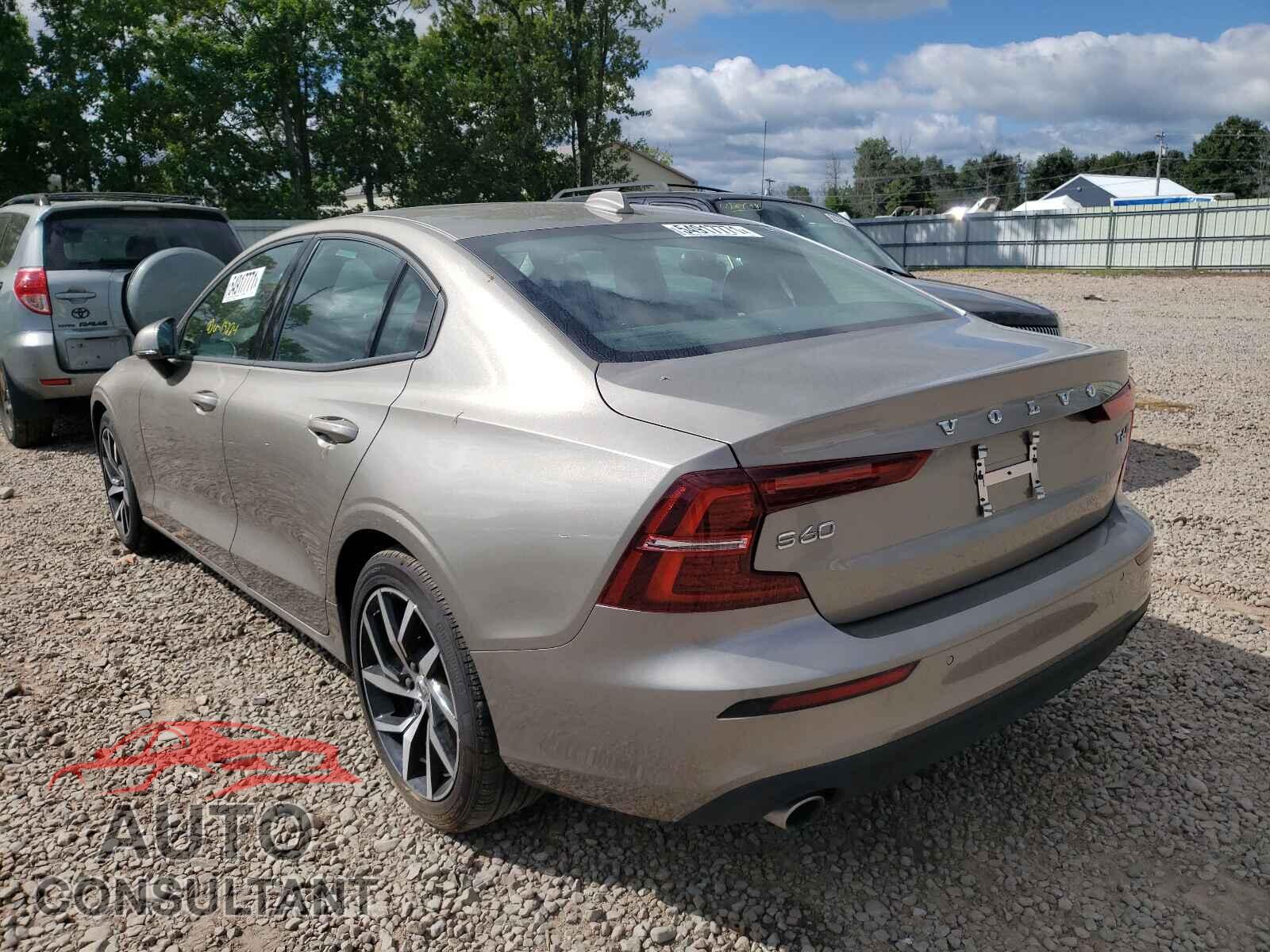 VOLVO S60 2019 - 7JRA22TK3KG011299