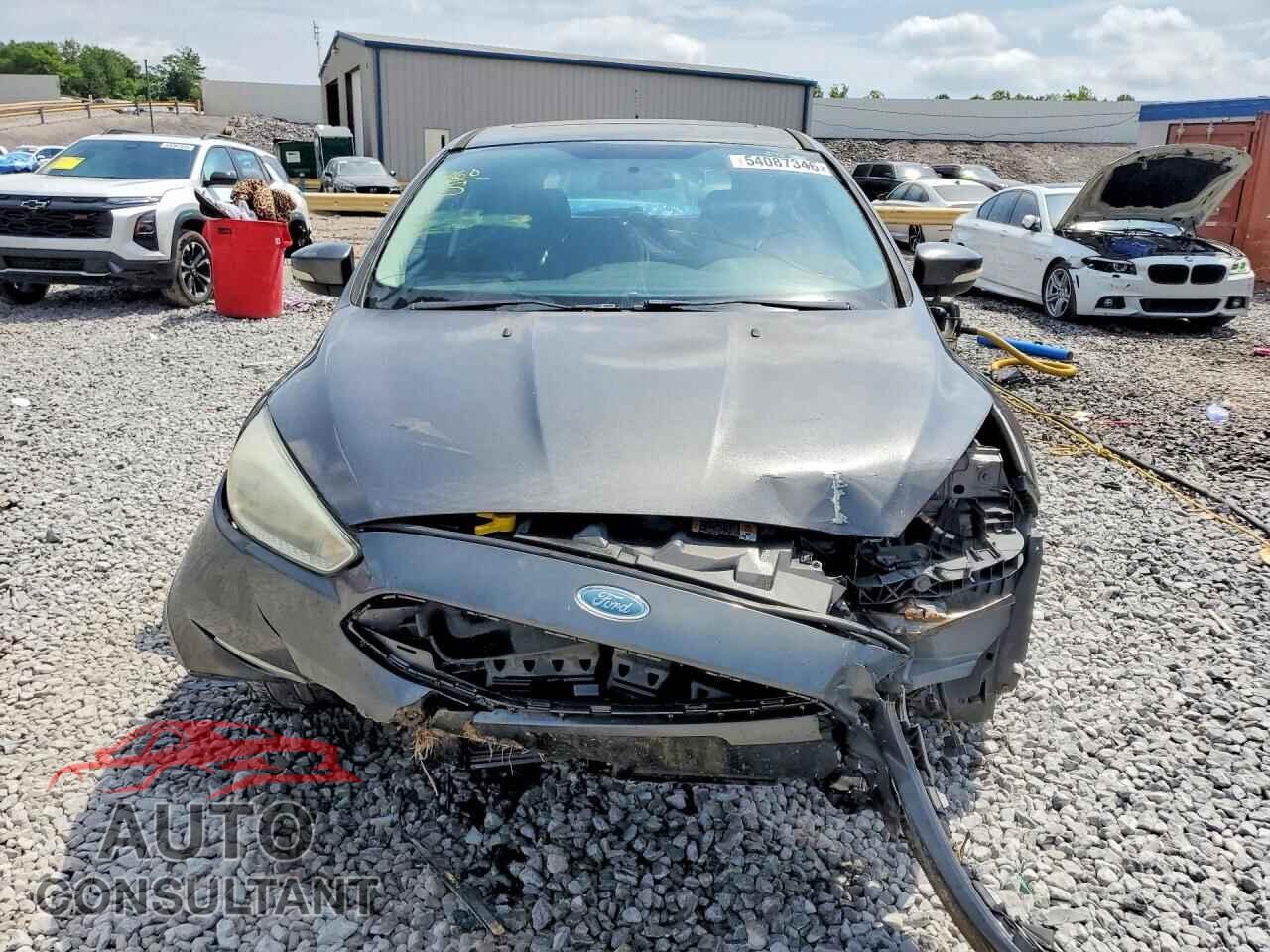 FORD FOCUS 2015 - 1FADP3K20FL259663