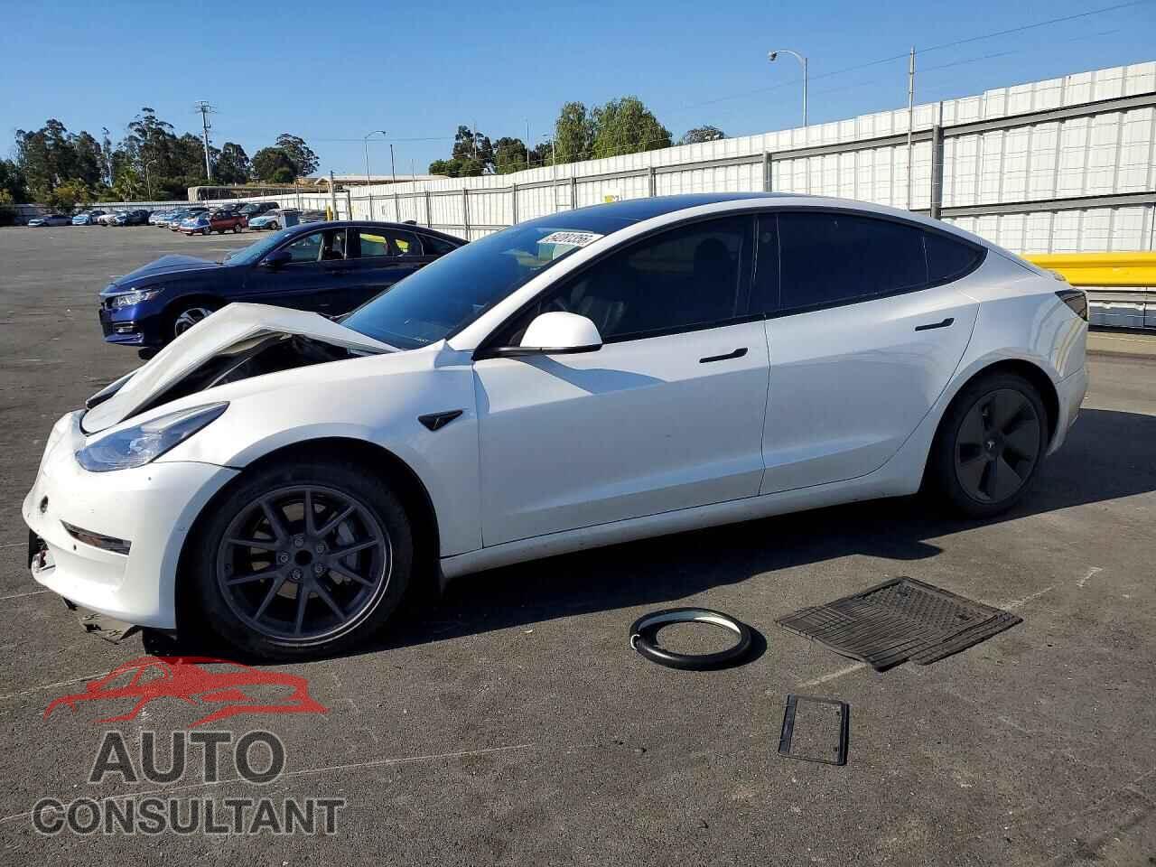 TESLA MODEL 3 2021 - 5YJ3E1EA6MF930613