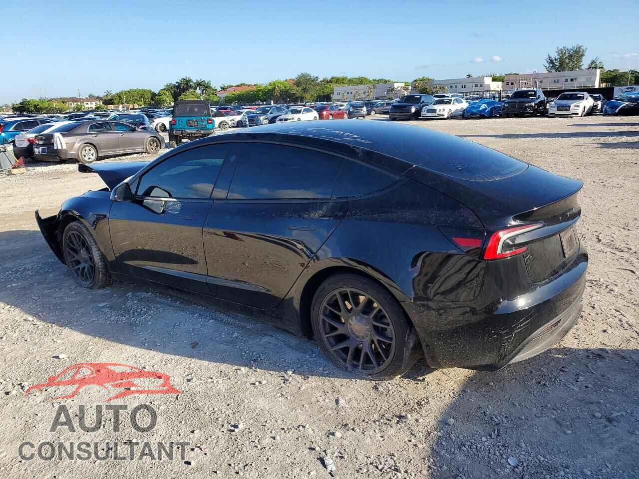 TESLA MODEL 3 2024 - 5YJ3E1EB1RF736104