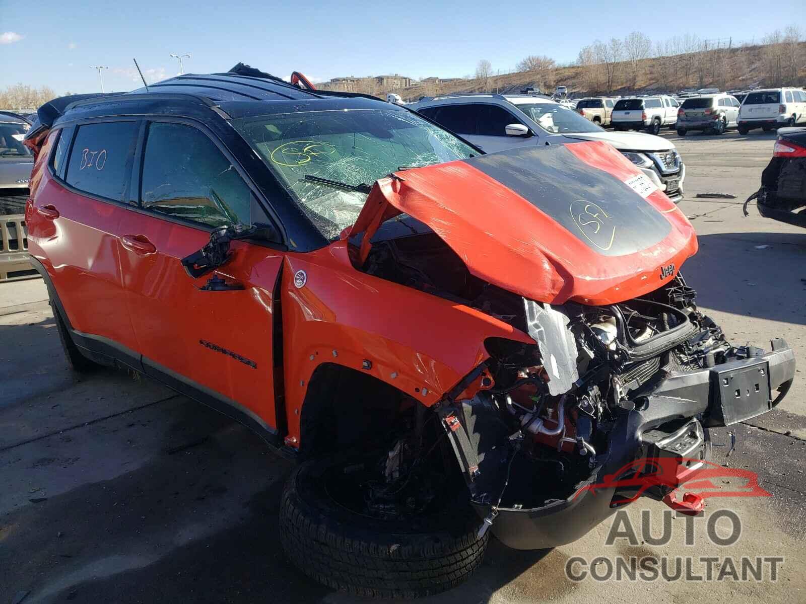 JEEP COMPASS 2018 - 3C4NJDDB4JT403215