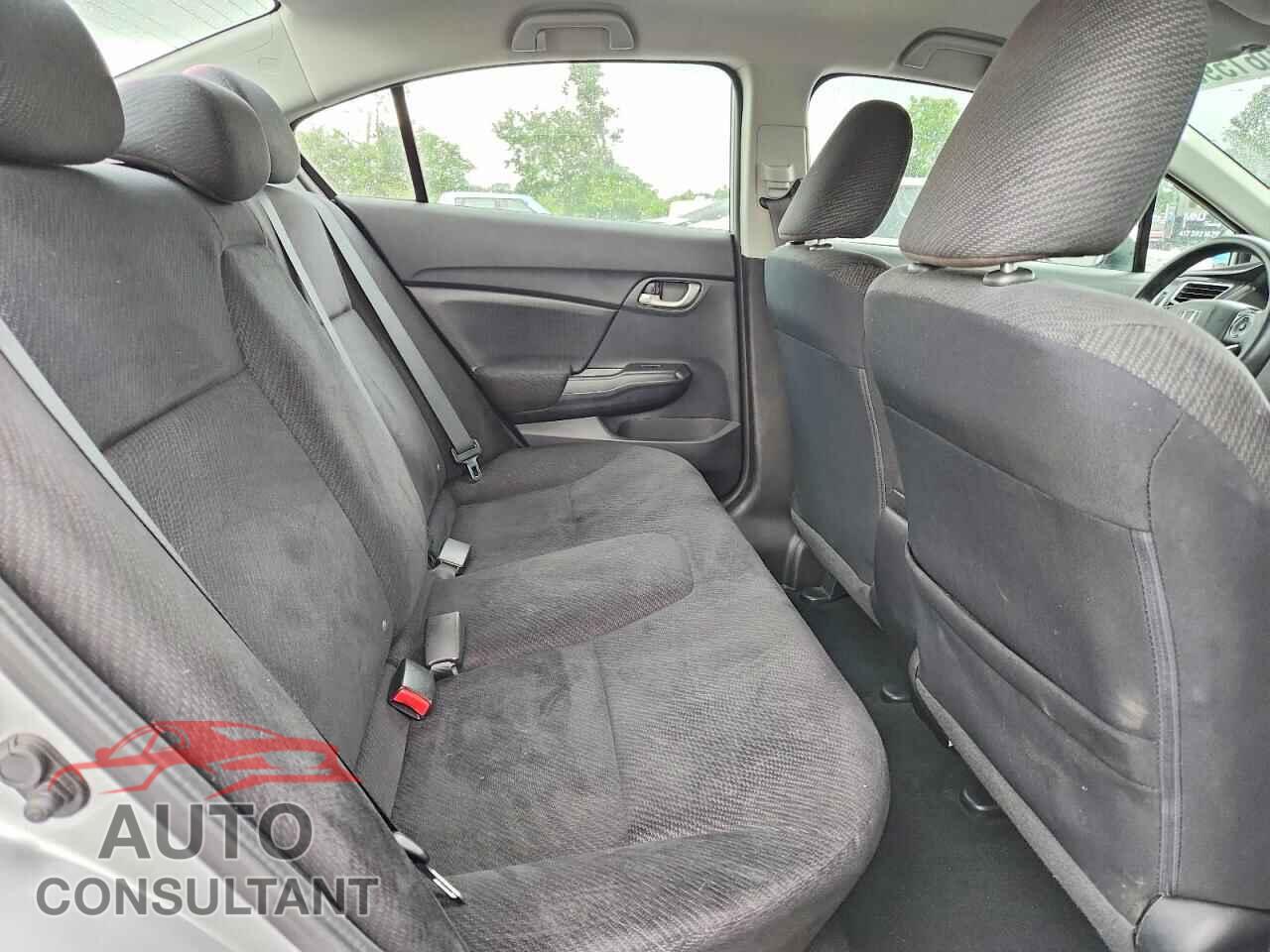 HONDA CIVIC 2013 - 2HGFB2F59DH570357