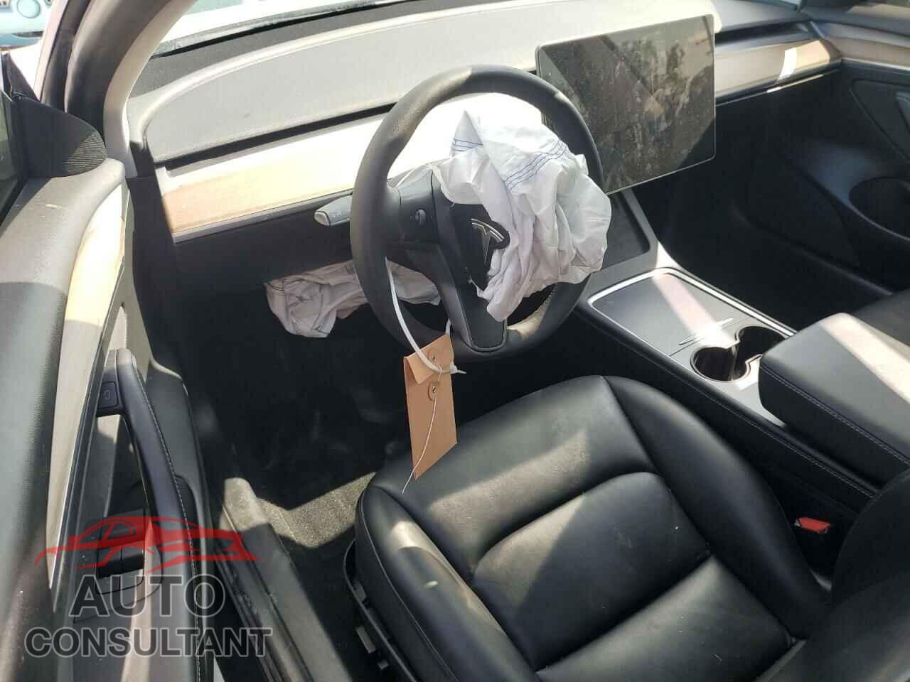 TESLA MODEL 3 2021 - 5YJ3E1EB7MF049668