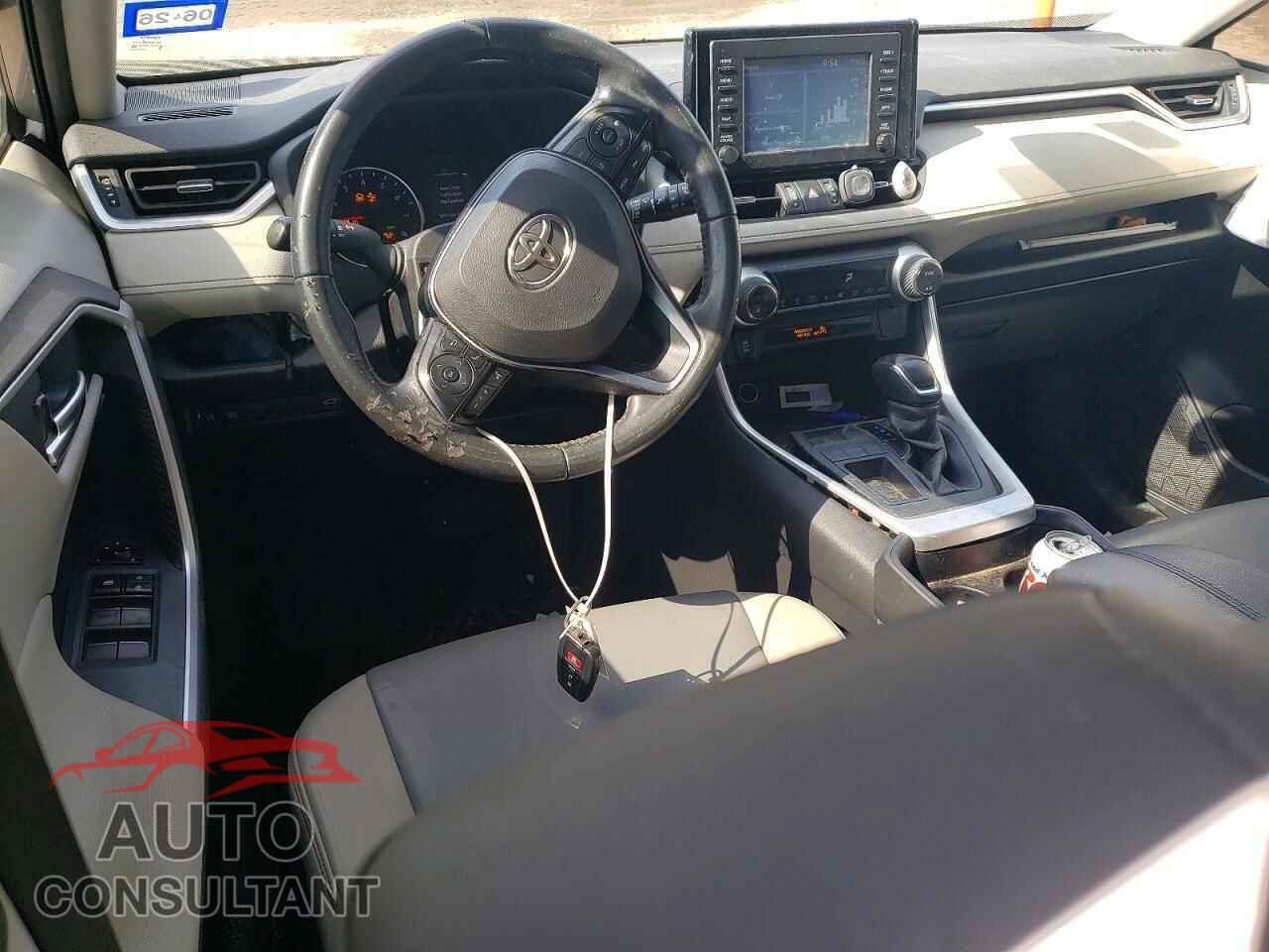 TOYOTA RAV4 2019 - JTMC1RFV2KD512372