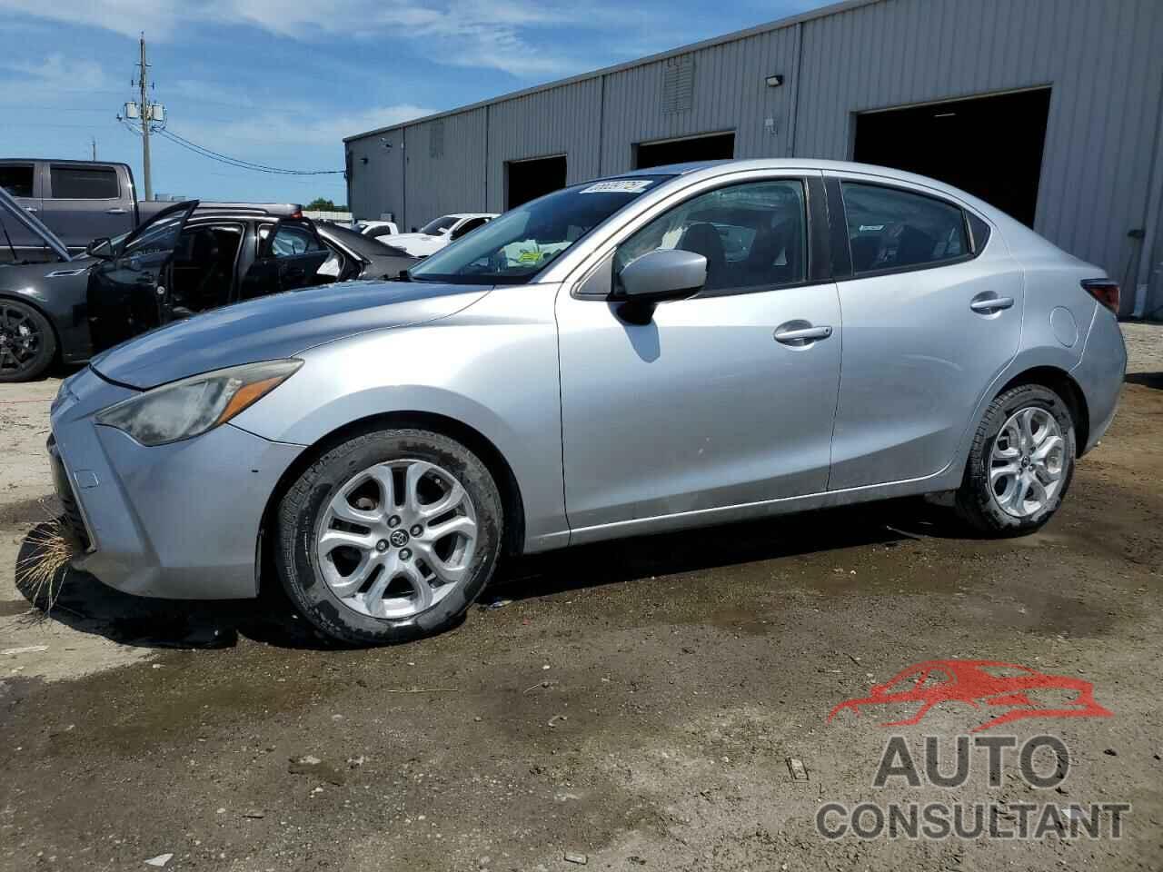 TOYOTA YARIS 2018 - 3MYDLBYV0JY332243
