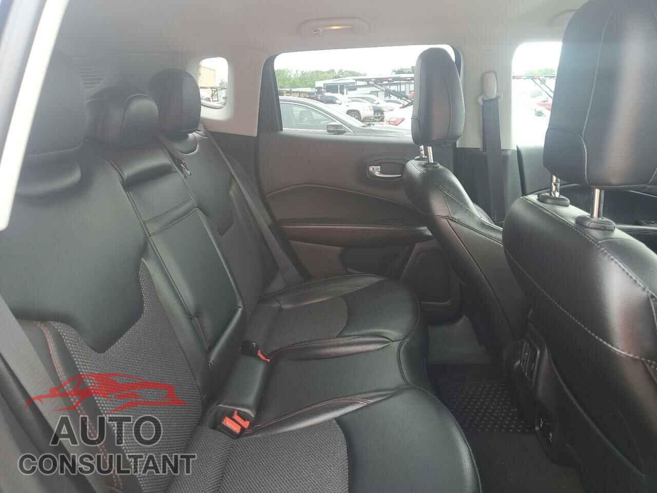 JEEP COMPASS 2019 - 3C4NJDDB2KT733128