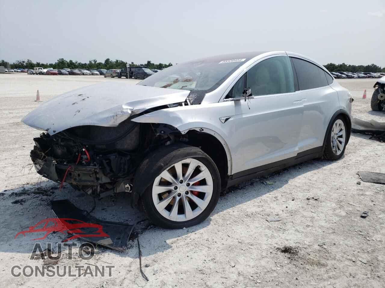 TESLA MODEL X 2018 - 5YJXCDE47JF085866